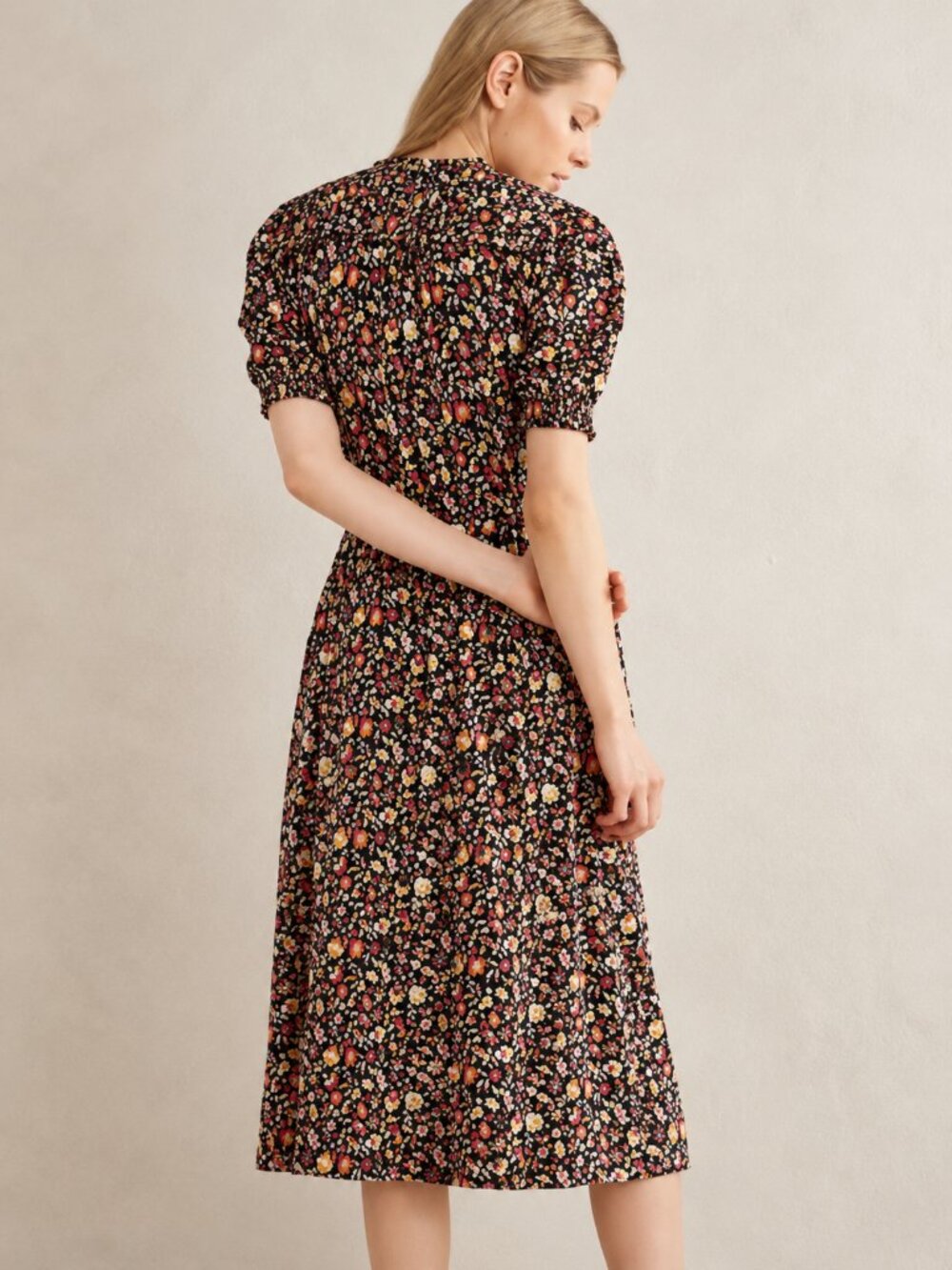 Boden Yoke Detail Jersey Midi Dress Black Print Pockets Floral 6 - Picture 4 of 7